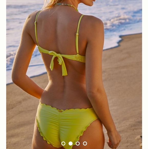 Luli Fama Chasing Stars Balconette Bikini Medium - Picture 16 of 16